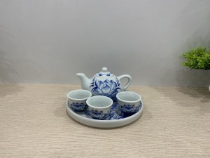 Bộ ấm chén thờ 3 chén men lam vẽ hoa sen