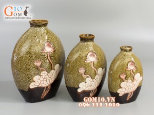 Bộ ba bình oval men đơn sắc khắc sen