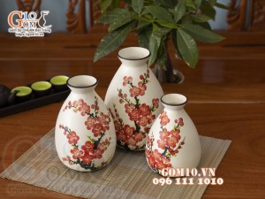 Bộ ba lọ hoa dáng giọt nước vẽ hoa đào đỏ, cao 22cm