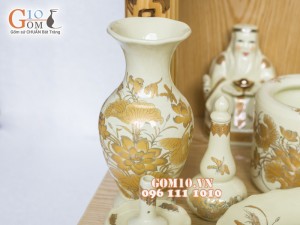 Bộ ban thần tài thổ địa vẽ sen vàng kim