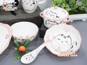 Bộ bát đĩa ăn dặm men trắng vẽ Mèo Ú chỉ hồng, 8 chi tiết