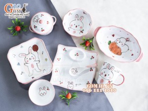 Bộ bát đĩa ăn dặm men trắng vẽ Thỏ chỉ hồng, 8 chi tiết