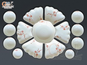 Bộ bát đĩa hoa mặt trời men kem vẽ hoa Đào đỏ 45cm,15 chi tiết