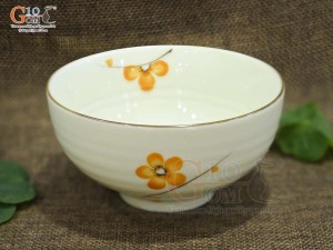 Bộ bát đĩa hoa mặt trời men kem vẽ hoa mai, đường kính 55cm