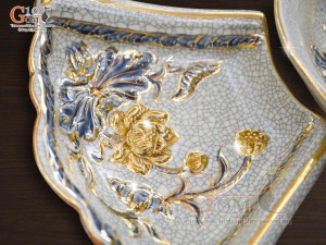 Bộ bát đĩa Hoa Mặt Trời men rạn đắp nổi Sen Cát Tường vẽ vàng 24k, đường kính 50cm