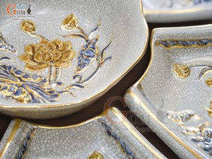 Bộ bát đĩa Hoa Mặt Trời men rạn đắp nổi Sen Cát Tường vẽ vàng 24k, đường kính 50cm