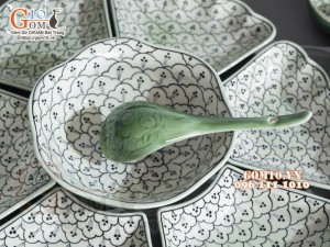 Bộ bát đĩa hoa mặt trời, đồng xanh vẽ Bèo, 55cm (25 chi tiết)