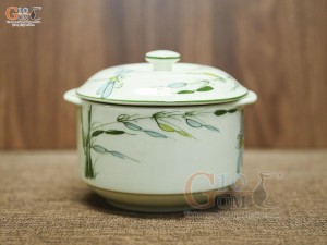 Bát nắp men kem vẽ chuồn trúc, đường kính 12cm