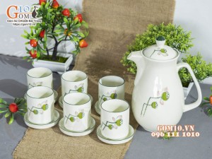 Bộ bình nước men kem vẽ đài Sen, dung tích 1,5L