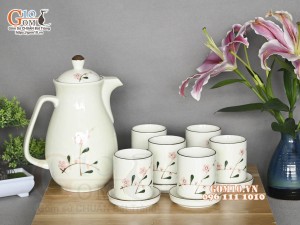 Bộ bình nước men kem vẽ hoa Đào phai, dung tích 1,5L