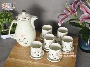 Bộ bình nước men kem vẽ hoa Đào phai, dung tích 1,5L