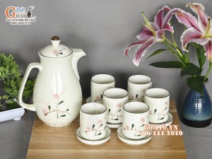 Bộ bình nước men kem vẽ hoa Đào phai, dung tích 1,5L