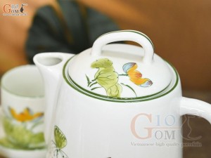 Bộ bình nước men kem vẽ hoa Sen vàng, 1 Lít