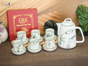 Bộ bình nước men kem vẽ hoa Trúc Chuồn, 1 Lít