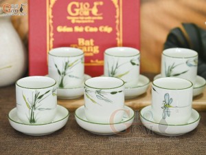 Bộ bình nước men kem vẽ hoa Trúc Chuồn, 1 Lít