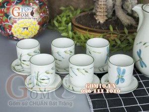 Bộ bình nước men kem vẽ Trúc Chuồn chỉ xanh, Dung tích 1,5L