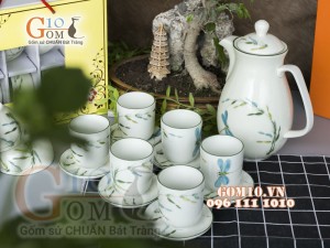 Bộ bình nước men kem vẽ Trúc Chuồn chỉ xanh, Dung tích 1,5L