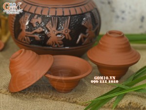 Bộ bình rượu gốm 2 bầu khắc Trống Đồng nắp hồ lô, 1,2 Lít