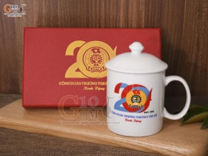 Bộ cốc sứ đôi, quai tròn men trắng có nắp in logo quà tặng, 350ml