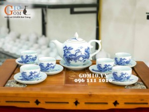 Bộ dáng bưởi men lam cổ, cảnh sơn thủy kẻ chỉ vàng kim