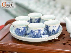 Bộ dáng vuốt men lam cổ, cảnh Trúc lâm thất hiền, vẽ vàng, khay tròn