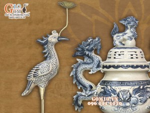 Bộ đỉnh hạc men rạn cổ đắp nổi chân đồng, 55cm