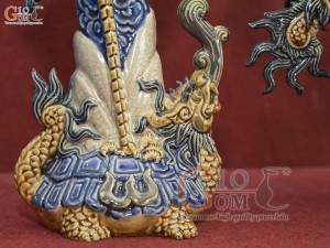 Bộ đỉnh hạc men rạn đắp nổi, cao 37cm (Chân Kê Sứ)