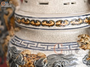 Bộ đỉnh hạc men rạn đắp nổi Rồng Như Ý, cao 70cm cả chân kê