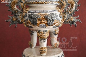 Bộ đỉnh hạc men rạn đắp nổi Rồng Như Ý, cao 70cm cả chân kê