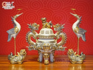 Bộ đỉnh hạc men rạn đắp nổi Rồng Như Ý vẽ vàng 24k, cao 55cm