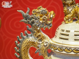 Bộ đỉnh hạc men rạn đắp nổi Rồng Như Ý vẽ vàng 24k, cao 55cm