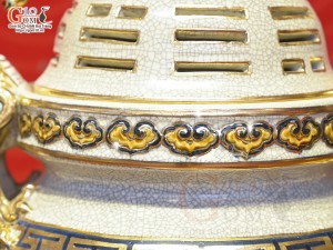 Bộ đỉnh hạc men rạn đắp nổi Rồng Như Ý vẽ vàng 24k, cao 55cm