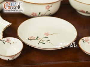 Bộ đồ ăn men kem vẽ hoa Đào phai, 13 chi tiết