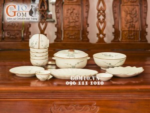 Bộ đồ ăn Đào xanh men kem