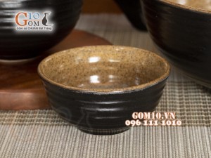 Bộ đồ ăn gốm vàng Bát Tràng, 11 chi tiết