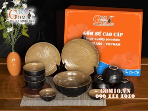 Bộ đồ ăn gốm vàng Bát Tràng, 11 chi tiết