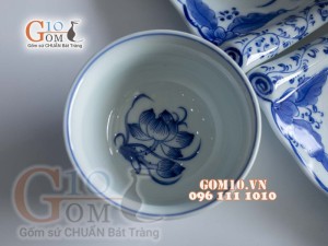 Bộ đồ ăn hoa mặt trời dáng cuốn thư men lam cổ vẽ sen 01