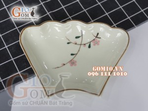 Bộ đồ ăn hoa mặt trời men kem vẽ Đào phai 55cm, 13 chi tiết