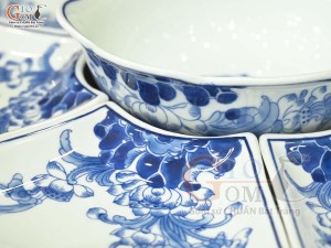 Bộ đồ ăn hoa mặt trời men lam cổ vẽ hoa Sen dây, đường kính 45cm