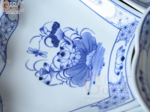 Bộ đồ ăn hoa mặt trời men lam cổ vẽ hoa Sen, đường kính 55cm 