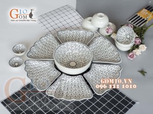 Bộ đồ ăn Hoa Mặt Trời vẽ Bèo cổ