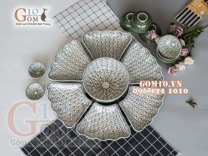 Bộ đồ ăn Hoa Mặt Trời vẽ Bèo cổ khắc hoa 55cm