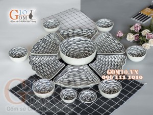 Bộ đồ ăn Hoa Mặt Trời vẽ Cá Đàn