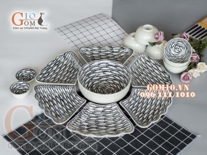 Bộ đồ ăn Hoa Mặt Trời vẽ Cá Đàn