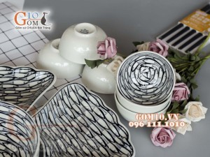 Bộ đồ ăn Hoa Mặt Trời vẽ Cá Đàn