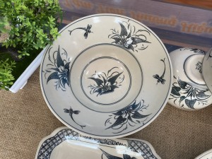 Bộ đồ ăn men bóng họa tiết chuồn lá khoai, 7 chi tiết