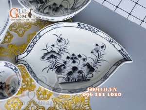 Bộ đồ ăn men chàm cổ họa tiết sen đen 001