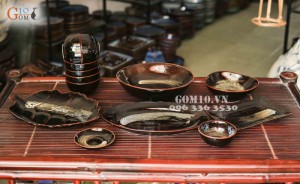 Bộ đồ ăn men gấm