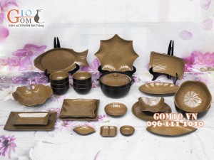 Bộ đồ ăn men gốm vàng, 25 chi tiết