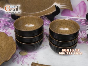 Bộ đồ ăn men gốm vàng, 25 chi tiết